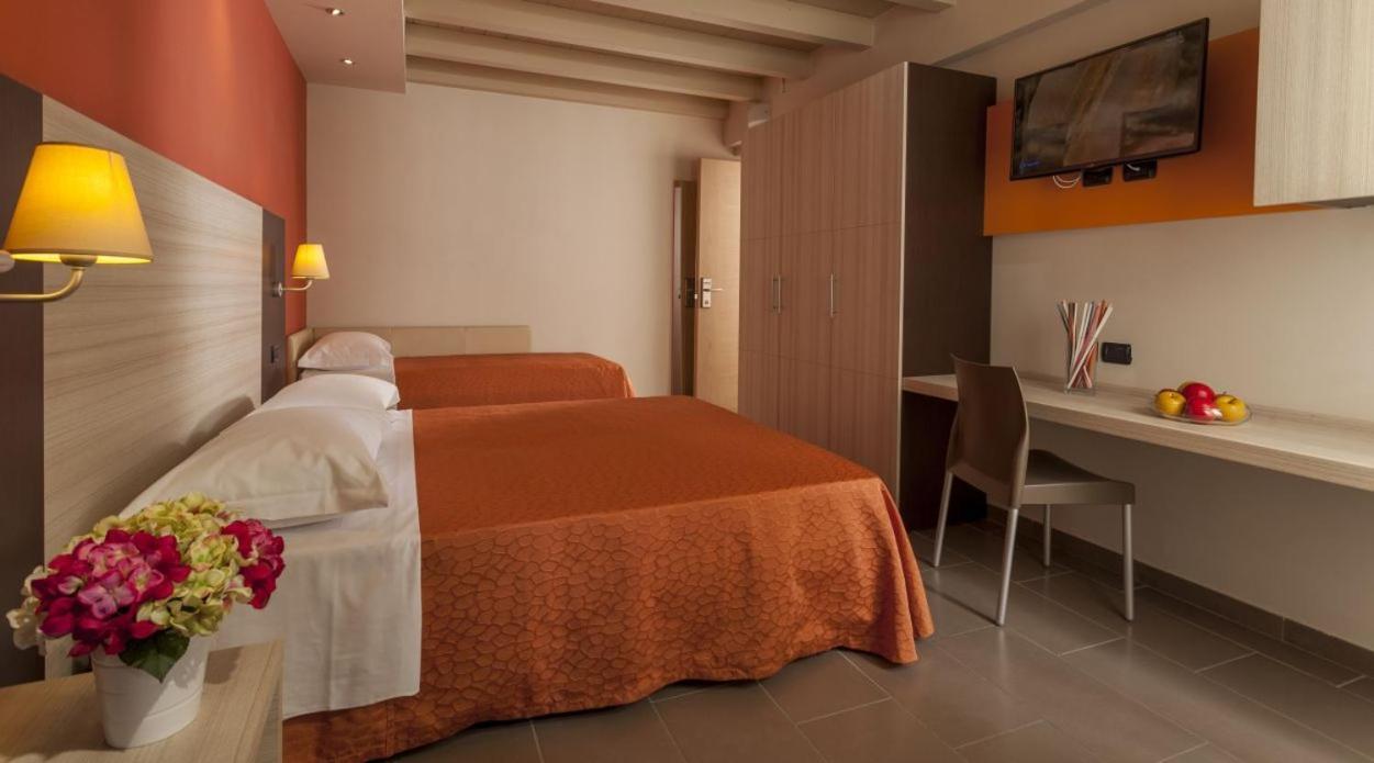 Hotel Aurora Mare ريميني المظهر الخارجي الصورة